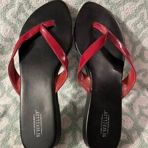 Size 10 - Seychelles - Red and Black Flip Flops - Some Wear